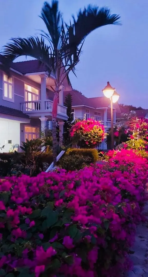 Bougainviella - Sealinks Mui Ne - Chuoi Biet Thu Lien Ke Villa Phan Thiet Vietnam